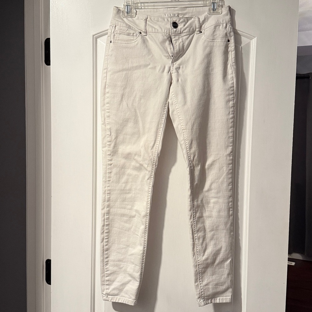 Maurices White Cotton Blend Skinny Pants